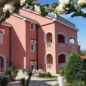La Perla 1 Bed & Breakfast Punat